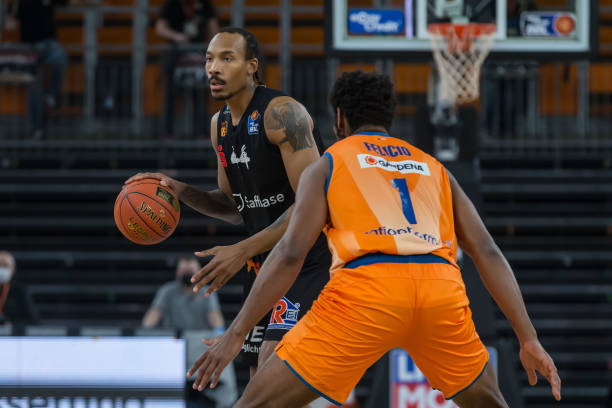 握主动权 握主动权